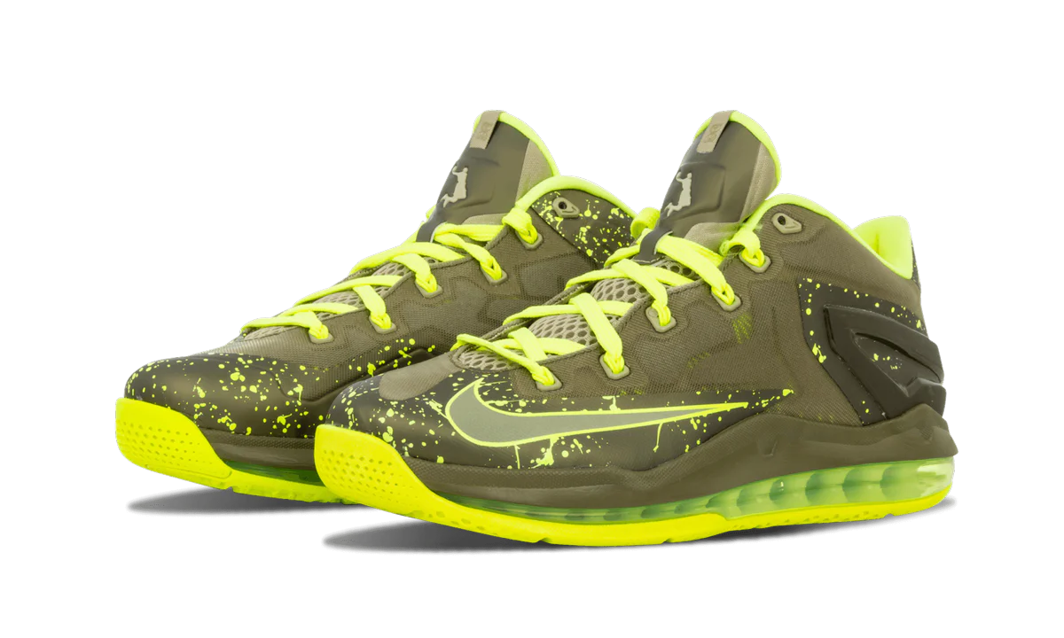 Max Lebron 11 Low 642849 200 - Image 3