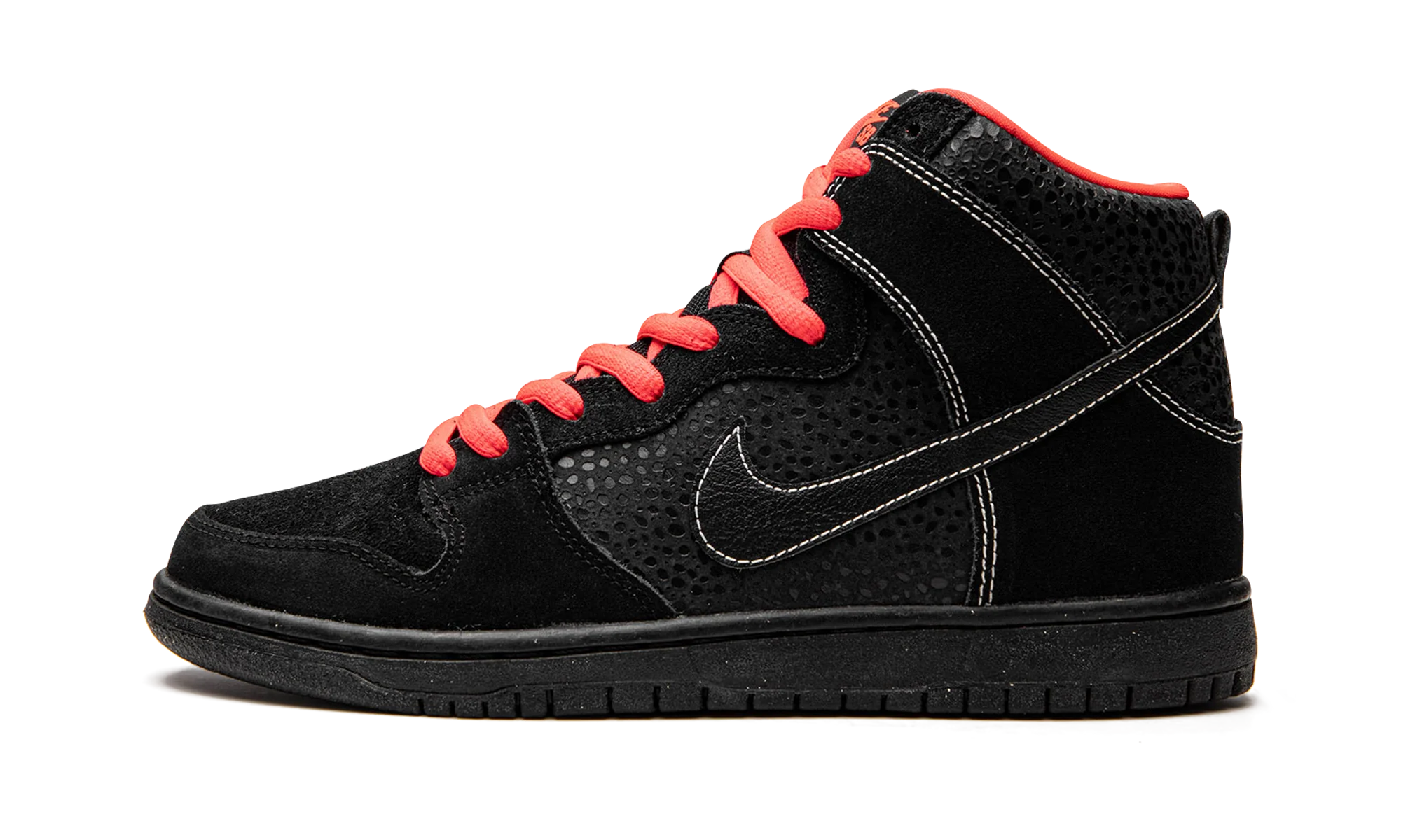 SB Dunk High Pro "Black Atomic Red" 305050 066 - Image 9
