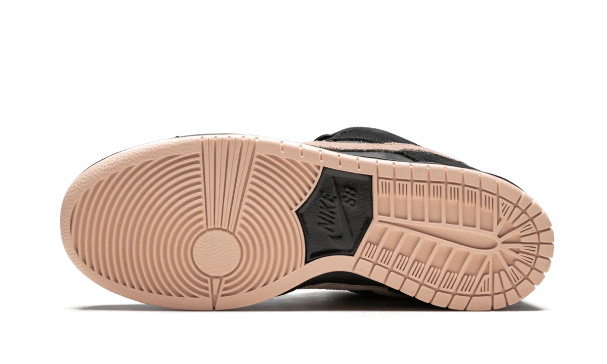 SB Dunk Low Pro "Black Coral" BQ6817 003 - Image 5